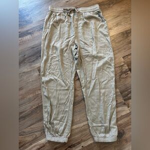 Celebrity Pink Beige Pants ✨